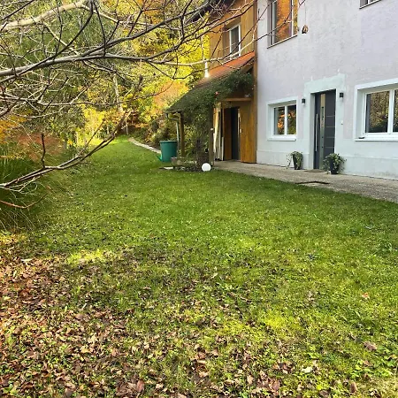 Ruhiges Im Gruenen