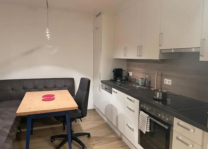 Ruhiges Im Gruenen *